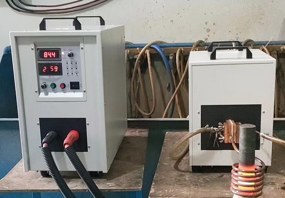 Guter Preis 60KW Super Audio Induktionsheizung 20-50KHZ Induktionshärtemaschine Online