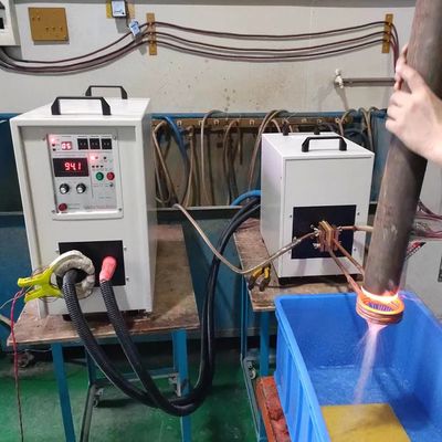 CE-zertifizierter vertikaler Hochfrequenz-Induktionsheizer mit Infineon IGBT für effizientes Erhitzen und Härten