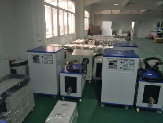 Guter Preis MF-120kw mittelfrequente Induktionsheizmaschine (MF-120AB) Online