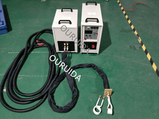 Guter Preis tragbare HF-Induktionsheizmaschine mit 2m flexiblem Anschluss HF-40kw Online