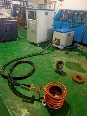 Guter Preis Mf-120kw Mittelfrequenz-Induktionsheizmaschine mit 4m flexiblem Anschluss Online